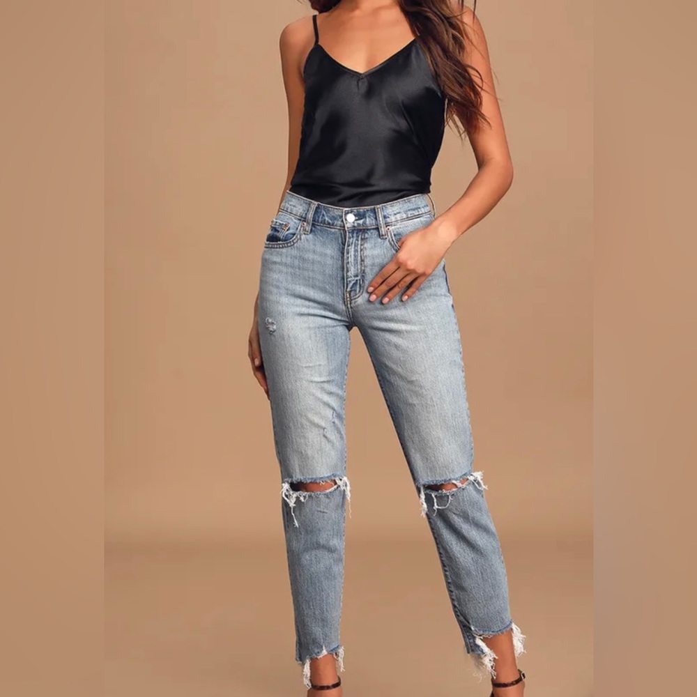 Daze Light Wash High Rise Distressed Denim Jeans